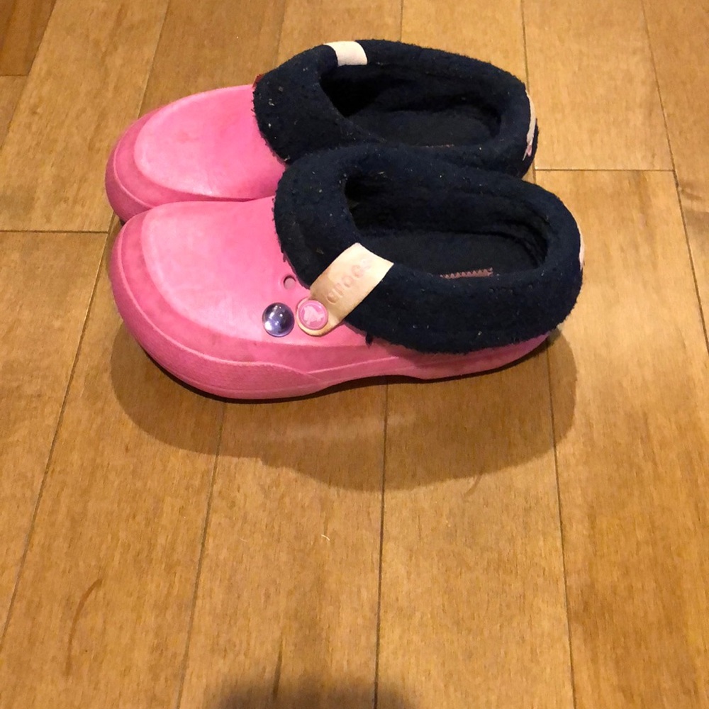 Pink Fuzzy lined Crocs! Size 2!